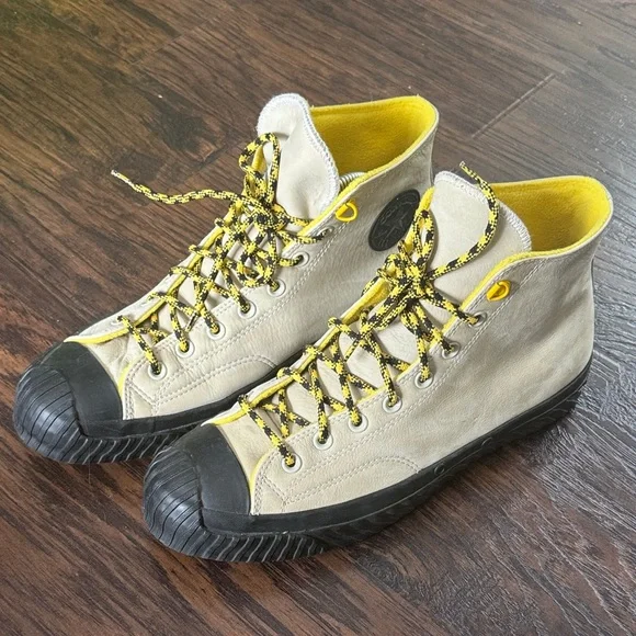 Converse Leather High-Top Sneakers in Beige and Yellow, Men’s Size 11, Like New